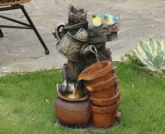 Pile sprinkle kettle fountain